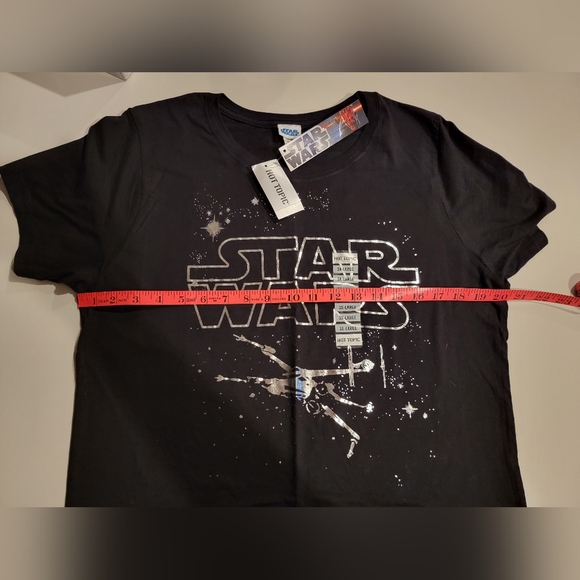 HOT TOPIC Star Wars Foiled Graphic Tee Size 3x - Picture 8 of 9